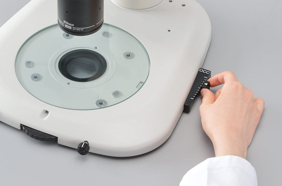 Estereomicroscopio biológico / óptico / binocular / con zoom SMZ1270