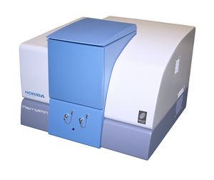 espectrómetro Raman / para la industria farmacéutica / para biología molecular y celular / de mesa
