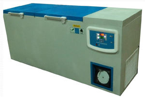 congelador para plasma sanguíneo / de tipo arcón / de ultrabaja temperatura / con 1 puerta