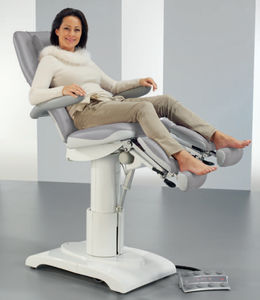 sillón de reconocimiento podológico / eléctrico / de altura variable / con respaldo regulable