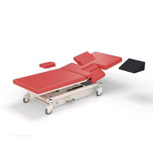 mesa de exploración para ecocardiografía / eléctrica / de altura variable / con ruedas