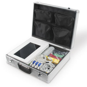 monitor de constantes vitales para cuidados intensivos / de temperatura / ECG / de glucemia