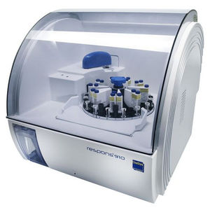 analizador de bioquímica automatizado / para el hombre / compacto / con análisis inmunoturbidimétrico