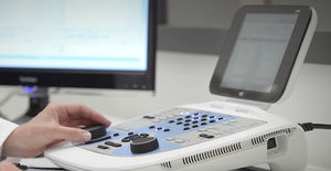 audiómetro de diagnóstico clínico / audiometría para adultos / digital / de mesa