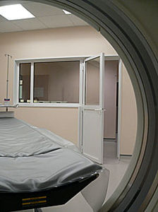ventana de observación / de laboratorio / de hospital / de protección radiológica