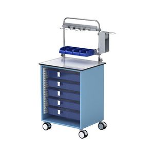 carro para cuidados / de medicamentos / con estantes / con recipiente