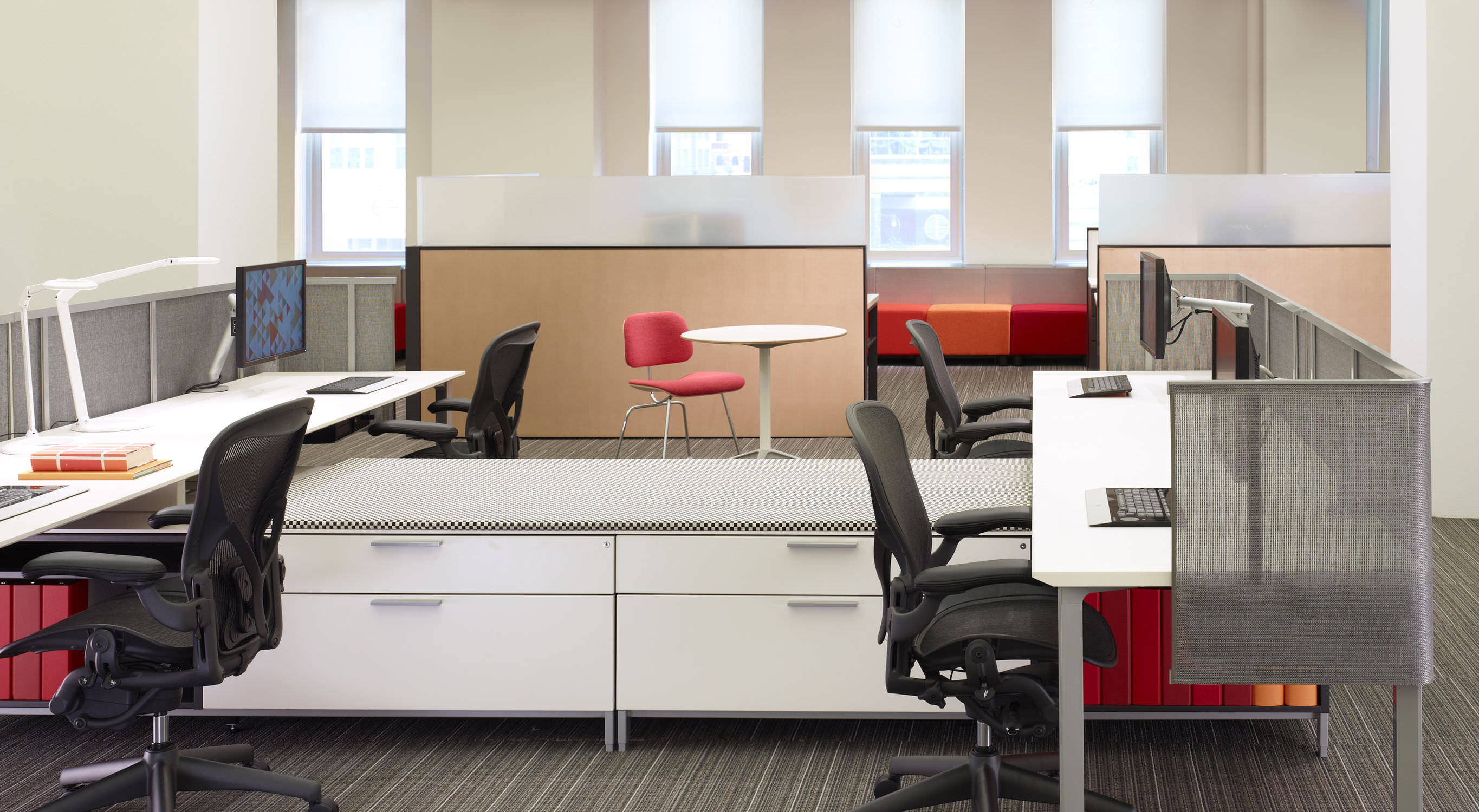 Escritorio estación de trabajo Canvas Office Landscape Herman Miller