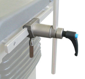 fijador para mesa de operaciones de acero inoxidable 1