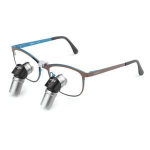 lupa quirúrgica con montura de gafas