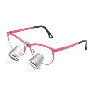 lupa quirúrgica con montura de gafas 1