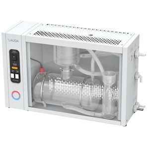 destilador de agua de laboratorio