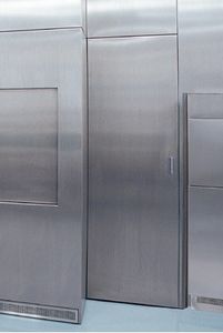 puerta para servicio de esterilización