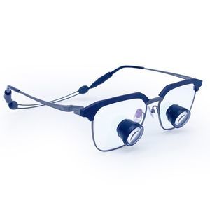 lupa quirúrgica con montura de gafas 1