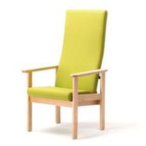 silla con respaldo alto