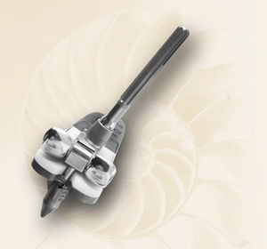 prótesis de rodilla tricompartimental 1