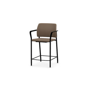 silla con reposabrazos 1