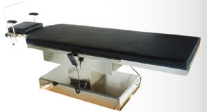 mesa de operaciones de oftalmología