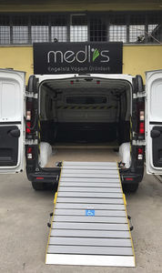 rampa de acceso para coche