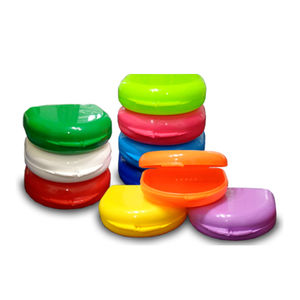 estuche para dentadura 1