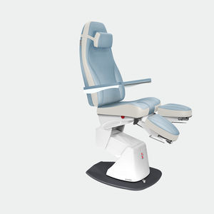 sillón de reconocimiento podológico