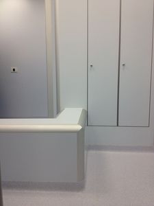 banco para sala blanca