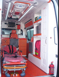 furgón ambulancia