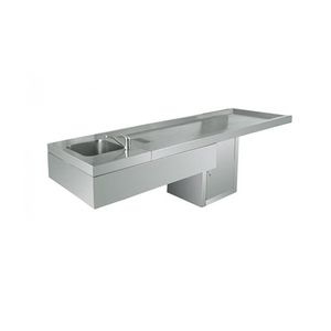 mesa de autopsia de medicina legal