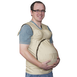 traje de simulación de embarazo