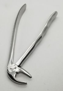 fórceps de extracción dental para molares inferiores 1