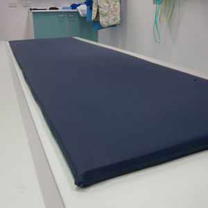 colchón para cama médica / de espuma / radiotransparente