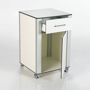 mesa de cabecera con ruedas 1