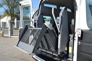 plataforma elevadora para silla de ruedas