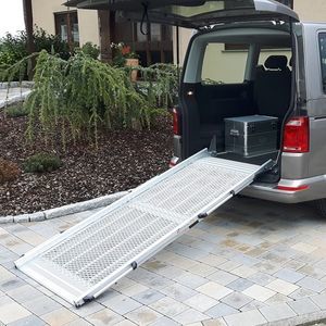 rampa de acceso para coche