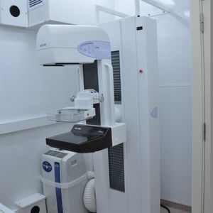 sala móvil de radiología para mamografía