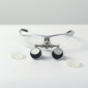lupa binocular con montura de gafas