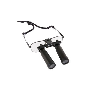 lupa quirúrgica con montura de gafas 1