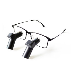 lupa quirúrgica con montura de gafas 1