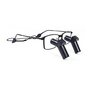 lupa quirúrgica con montura de gafas 1