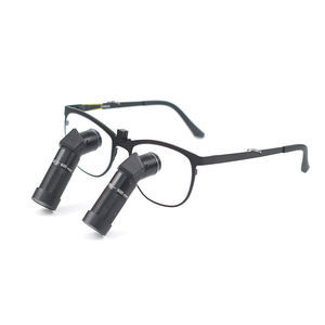 lupa quirúrgica con montura de gafas 1