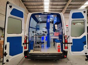 furgón ambulancia