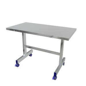 mesa de instrumentos de acero inoxidable 1