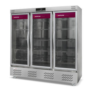 refrigerador de laboratorio