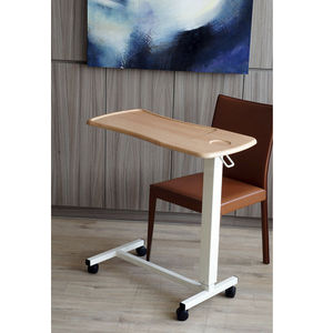 mesa de cama con ruedas
