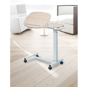 mesa de cama con accionamiento manual 1