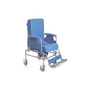 silla con orinal con reposabrazos