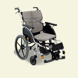 silla de ruedas pasiva 1