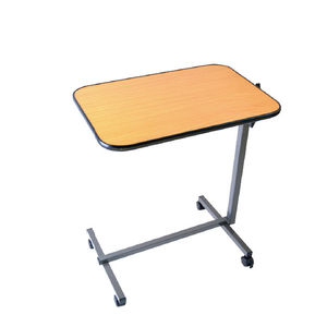 mesa de cama con ruedas 1