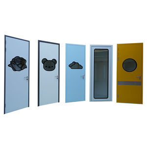 puerta de hospital