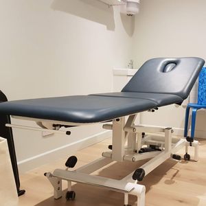 mesa de exploración de fisioterapia