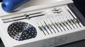 kit de instrumentos para implantología dental 1